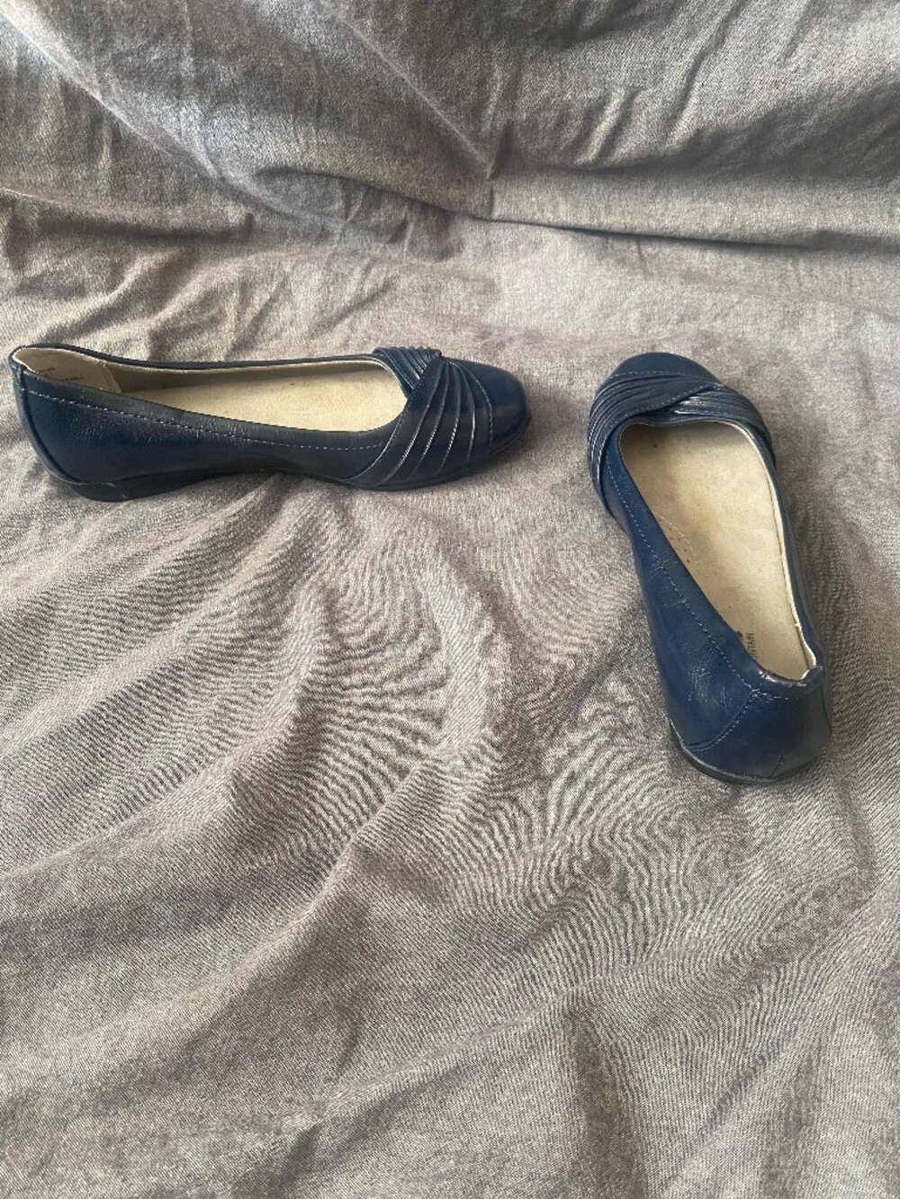Cliffs By White Mountain Navy Comfort Ballet Flats